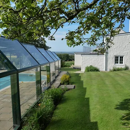 Tregaddra Farm 4*